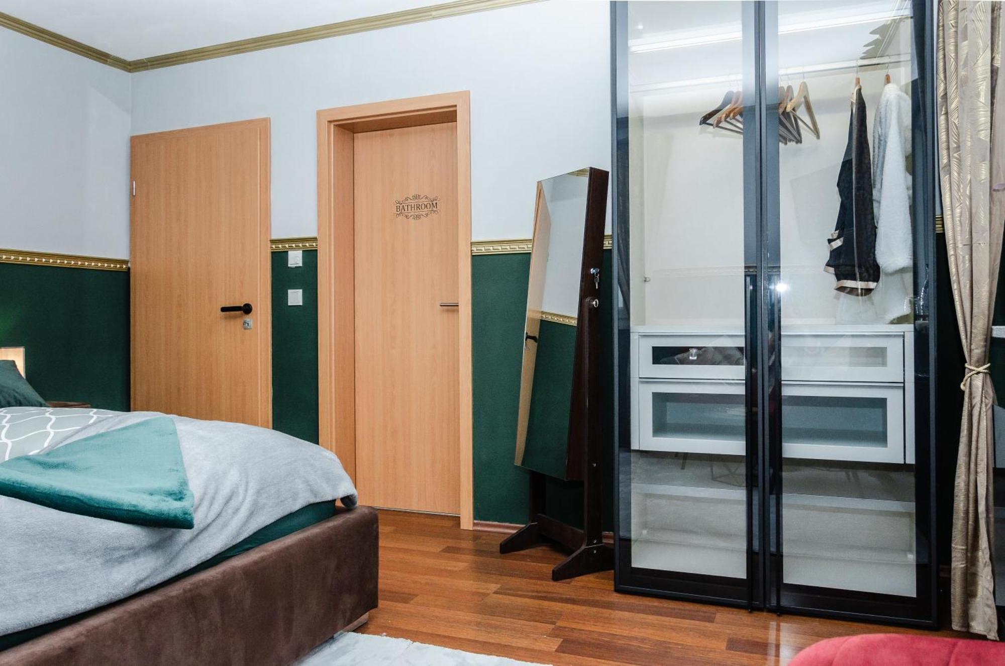 5 Sterne Centurion Ferienhaus Villa 2 Pools 86 Zoll Tv Aldersbach Екстериор снимка